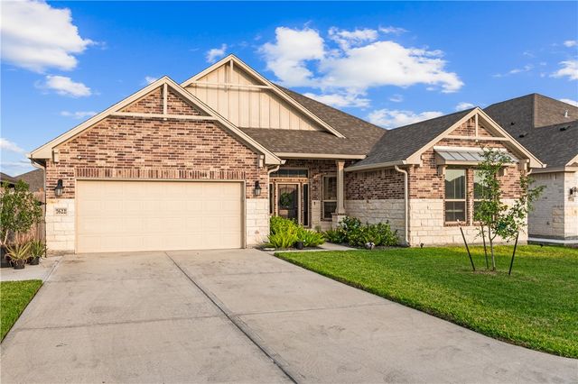 7622 Dr Hector P Garcia Dr, Corpus Christi, TX 78414