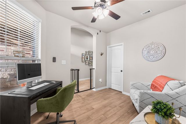 7622 Dr Hector P Garcia Dr, Corpus Christi, TX 78414