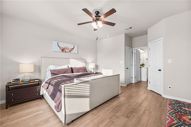 7622 Dr Hector P Garcia Dr, Corpus Christi, TX 78414