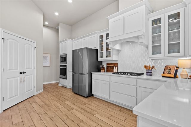 7622 Dr Hector P Garcia Dr, Corpus Christi, TX 78414