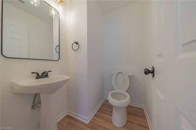 884 Jennifer Lane, High Point, NC 27265