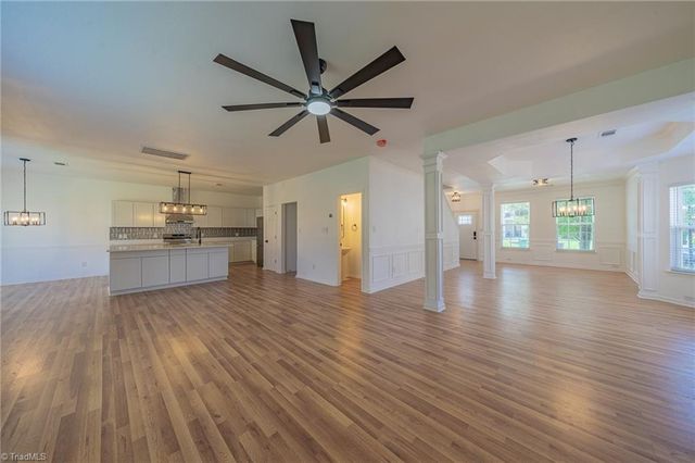 884 Jennifer Lane, High Point, NC 27265