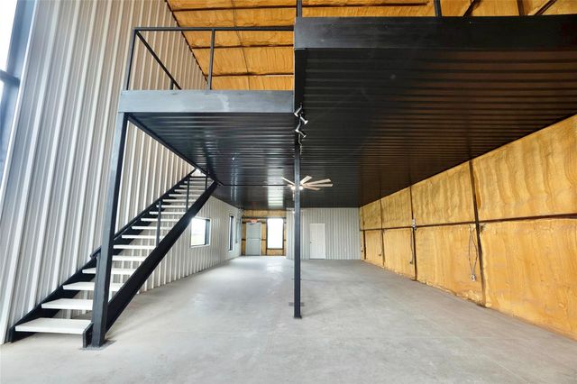 181 Ninety Four LN 110-210, Taylor, TX 76574