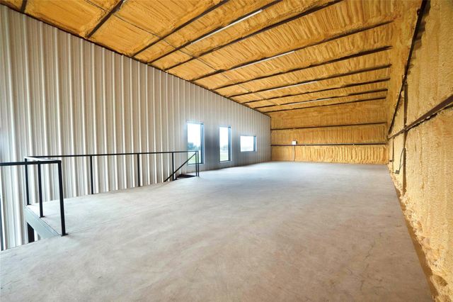 181 Ninety Four LN 110-210, Taylor, TX 76574
