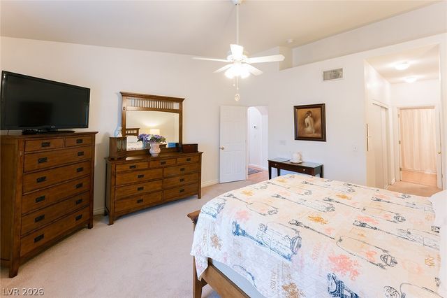 4920 Black Bear Road 204, Las Vegas, NV 89149