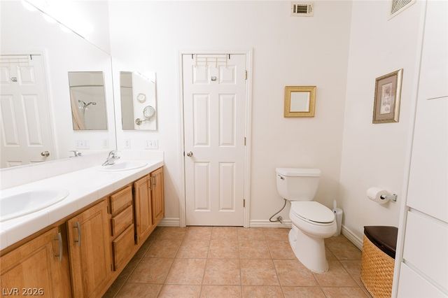 4920 Black Bear Road 204, Las Vegas, NV 89149