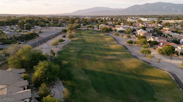 4920 Black Bear Road 204, Las Vegas, NV 89149