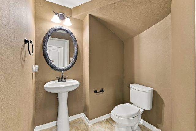 13102 Spear Trail Court, Rosharon, TX 77583