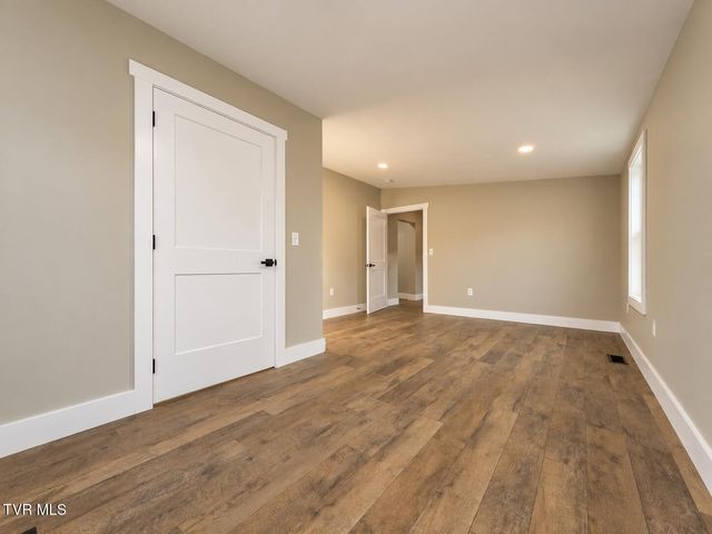 4112 Weaver Pike, Bluff City, TN 37618