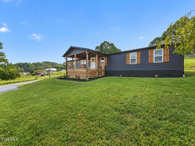 4112 Weaver Pike, Bluff City, TN 37618