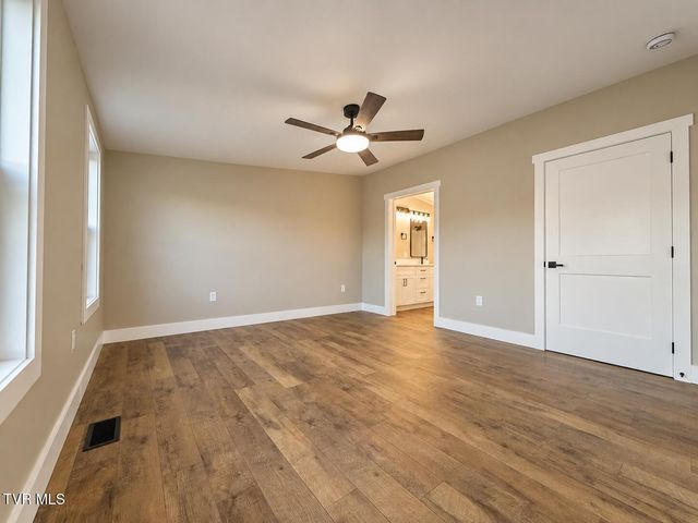 4112 Weaver Pike, Bluff City, TN 37618