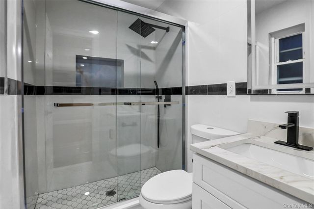 45 Colony Lane, Syosset, NY 11791