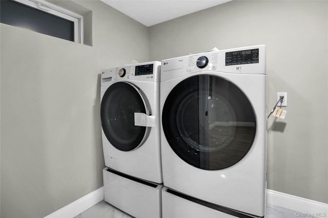 45 Colony Lane, Syosset, NY 11791