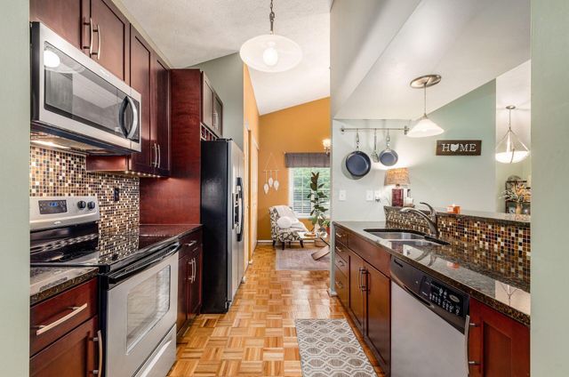 3872 Ramblehurst Road, Columbus, OH 43221