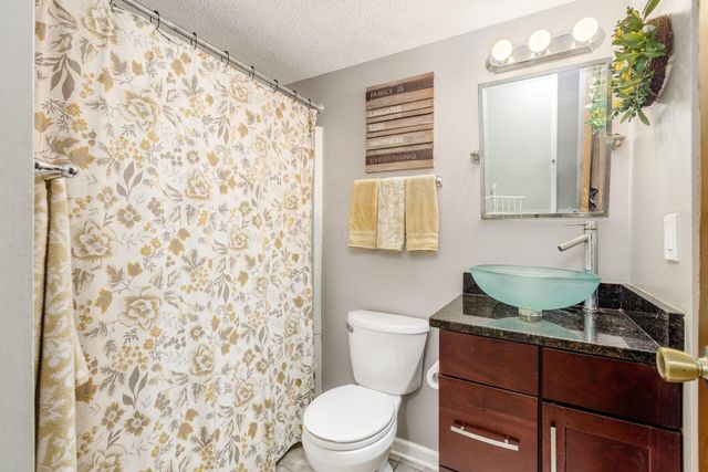 3872 Ramblehurst Road, Columbus, OH 43221