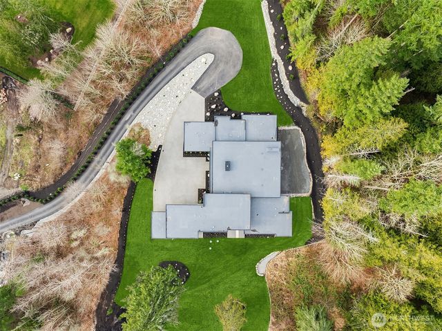 23752 NE 39th Place, Redmond, WA 98053