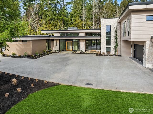 23752 NE 39th Place, Redmond, WA 98053
