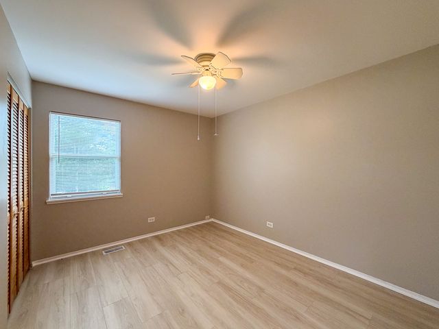 2615 Oakshire Court, Aurora, IL 60502