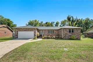 1001 Alma Avenue, Berryville, AR 72616