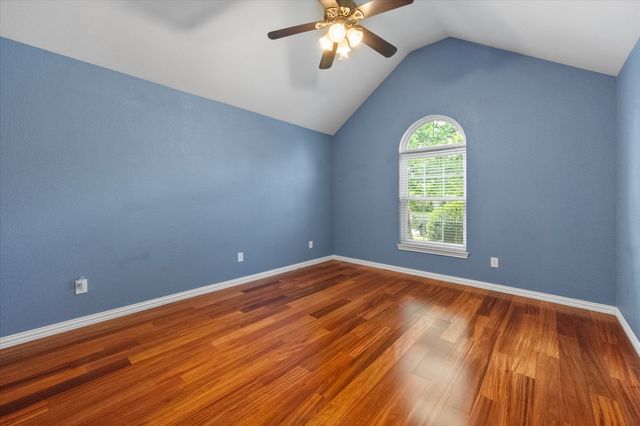 2906 Yukon Drive, Corinth, TX 76210