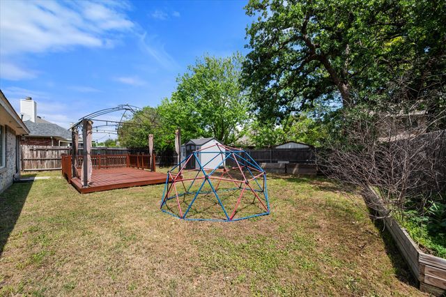 2906 Yukon Drive, Corinth, TX 76210
