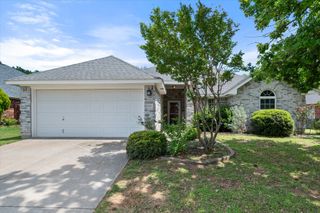 2906 Yukon Drive, Corinth, TX 76210