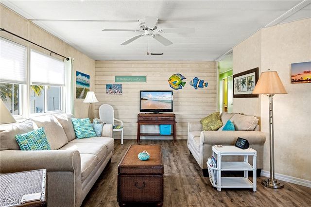 137 Nicklaus BLVD, North Fort Myers, FL 33903