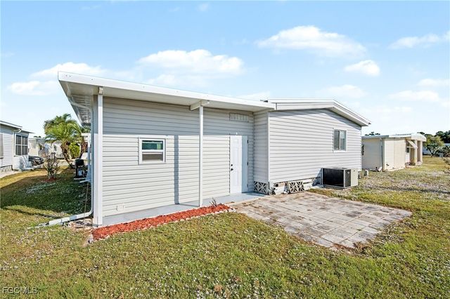 137 Nicklaus BLVD, North Fort Myers, FL 33903