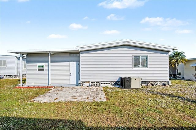 137 Nicklaus BLVD, North Fort Myers, FL 33903
