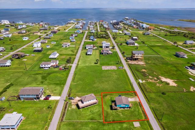 4014 2nd Street, Galveston, TX 77554