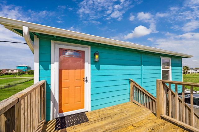 4014 2nd Street, Galveston, TX 77554