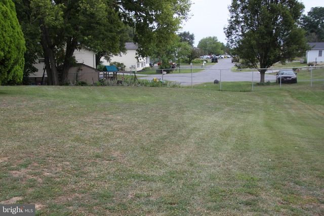 637 MIMOSA DR, Martinsburg, WV 25404