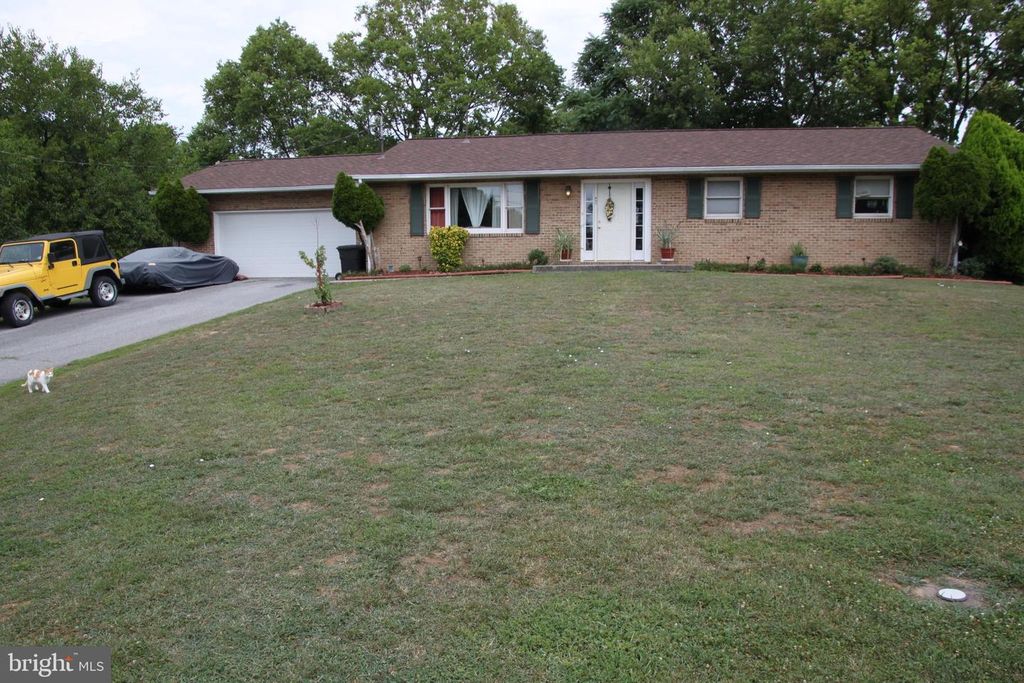 637 MIMOSA DR, Martinsburg, WV 25404