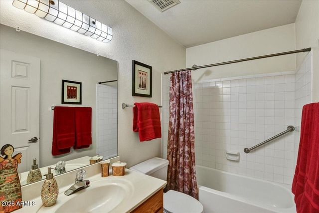 9820 W KERRY Lane, Peoria, AZ 85382