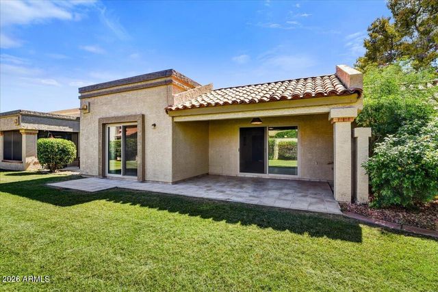9820 W KERRY Lane, Peoria, AZ 85382