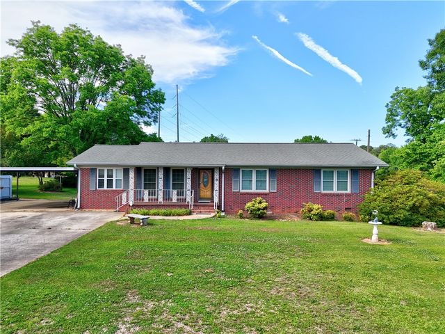 307 Calhoun Road, Belton, SC 29627