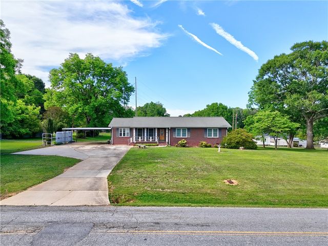 307 Calhoun Road, Belton, SC 29627