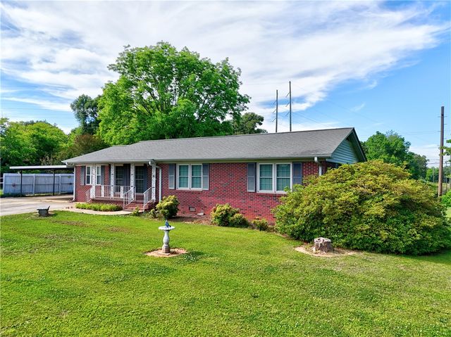 307 Calhoun Road, Belton, SC 29627