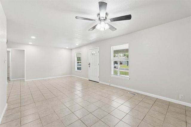 3913 SE 24th Street, Del City, OK 73115
