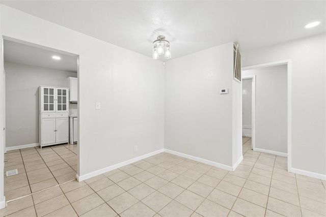 3913 SE 24th Street, Del City, OK 73115