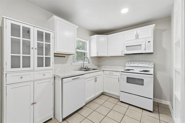 3913 SE 24th Street, Del City, OK 73115