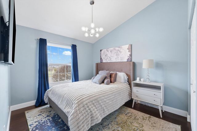 2405 N Fairfield Drive, Urbana, IL 61802