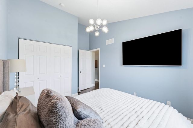 2405 N Fairfield Drive, Urbana, IL 61802