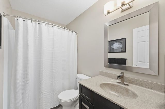 2405 N Fairfield Drive, Urbana, IL 61802