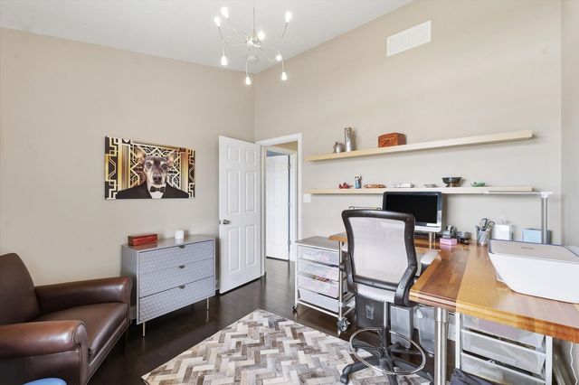 2405 N Fairfield Drive, Urbana, IL 61802