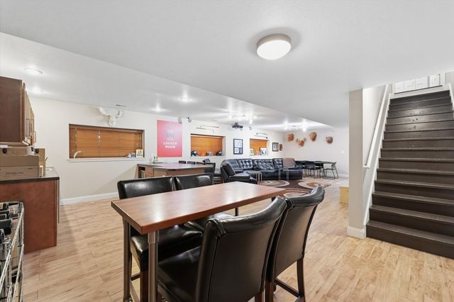 2405 N Fairfield Drive, Urbana, IL 61802