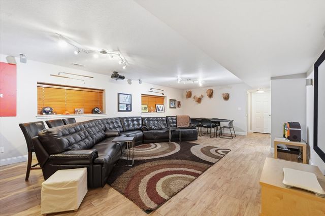 2405 N Fairfield Drive, Urbana, IL 61802