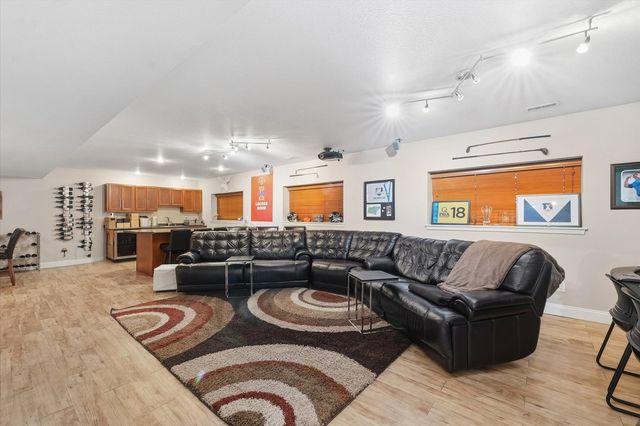 2405 N Fairfield Drive, Urbana, IL 61802