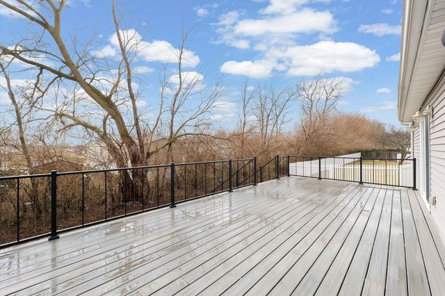 2405 N Fairfield Drive, Urbana, IL 61802