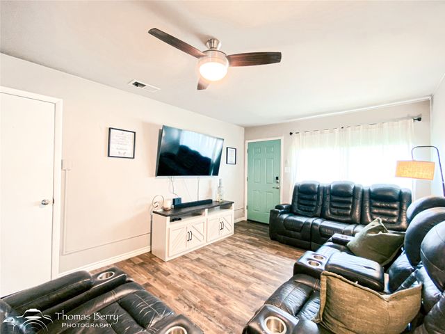 3284 Ambler Avenue, Abilene, TX 79603